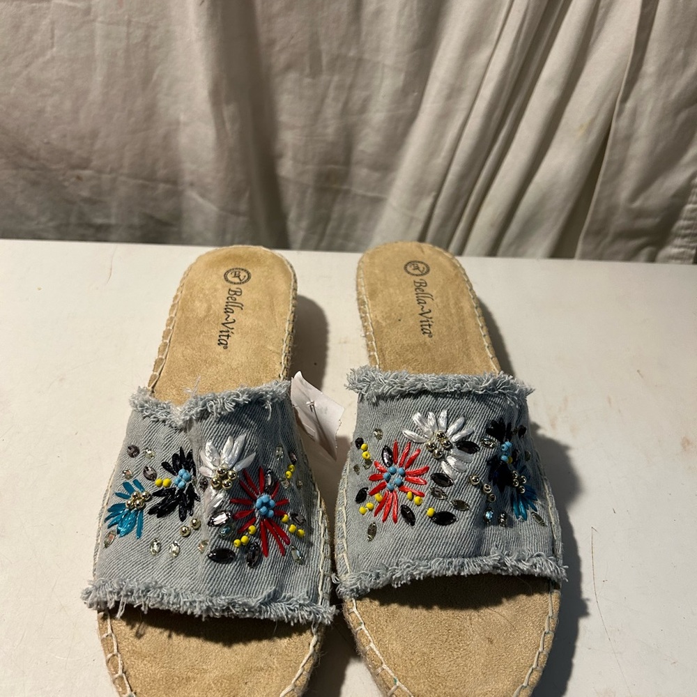 BellaVita blue denim beaded slide on sandals size 11 NWT - Picture 2 of 6